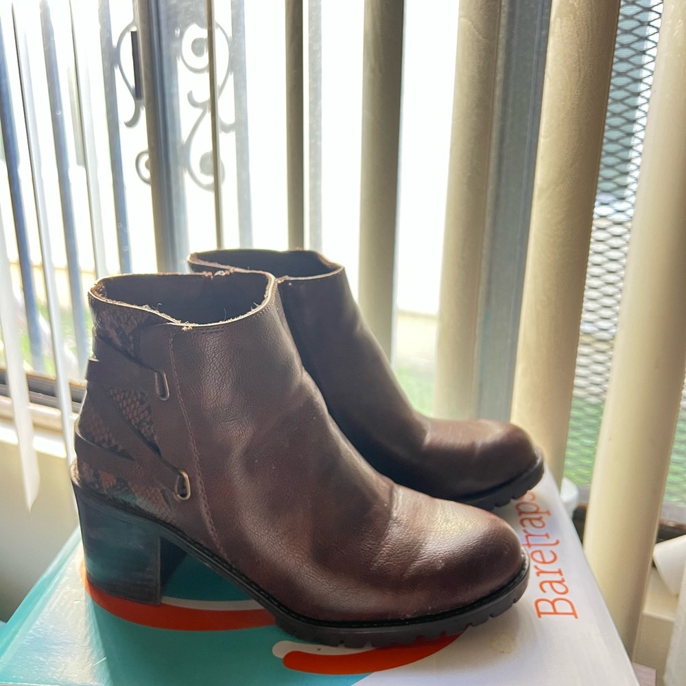 BareTraps Women's Dark Brown Ankle Booties